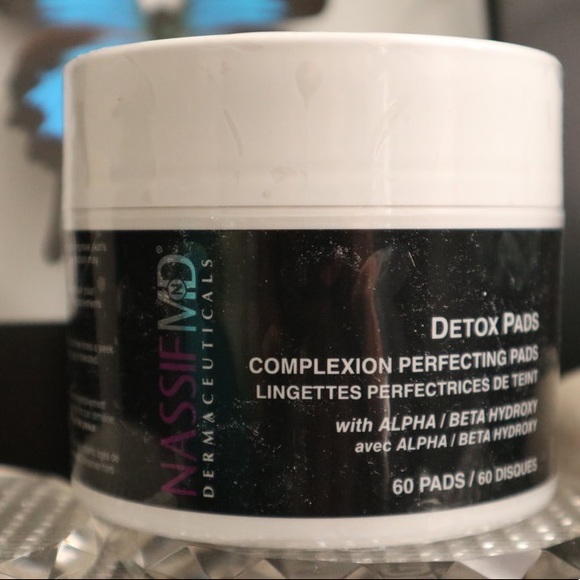 Nassif MD Complexion Detox Pads - Picture 2 of 4